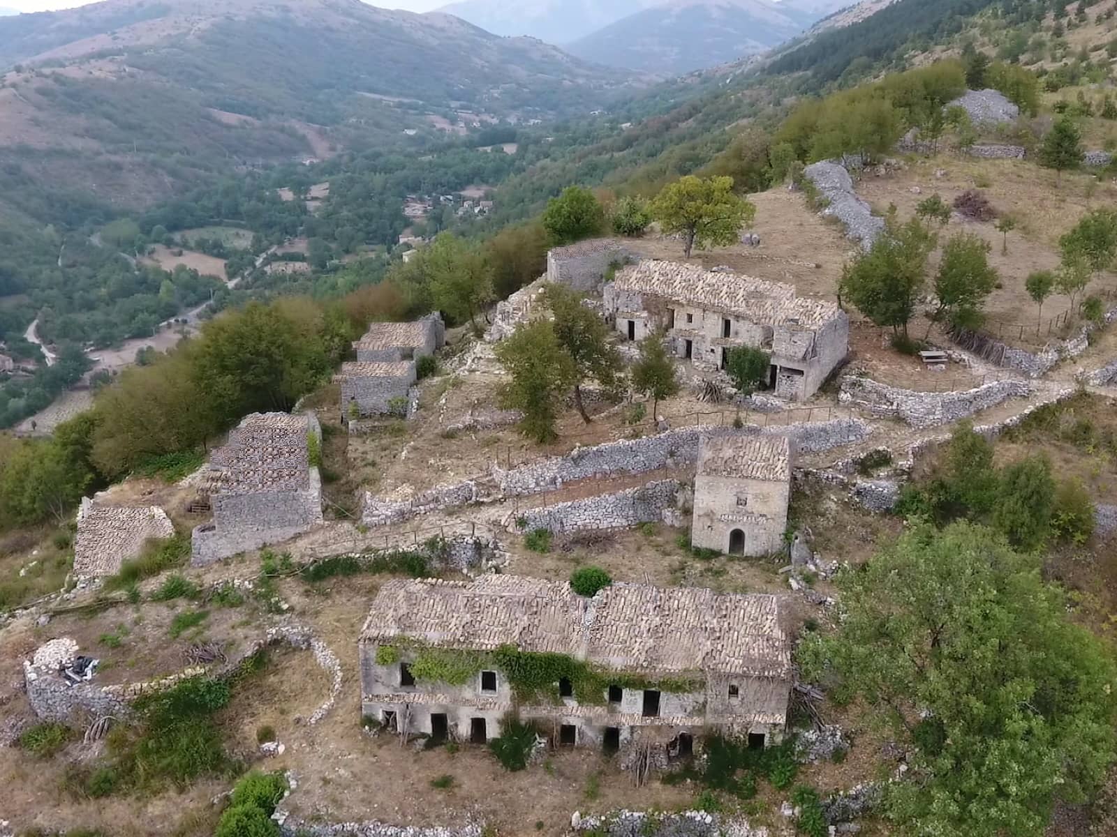 foto borgo titani 2 new